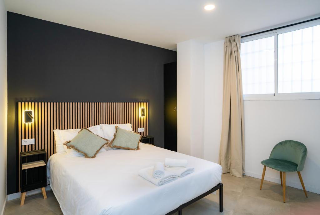 Airport-III-Nomad-Malaga-Apartment (3)