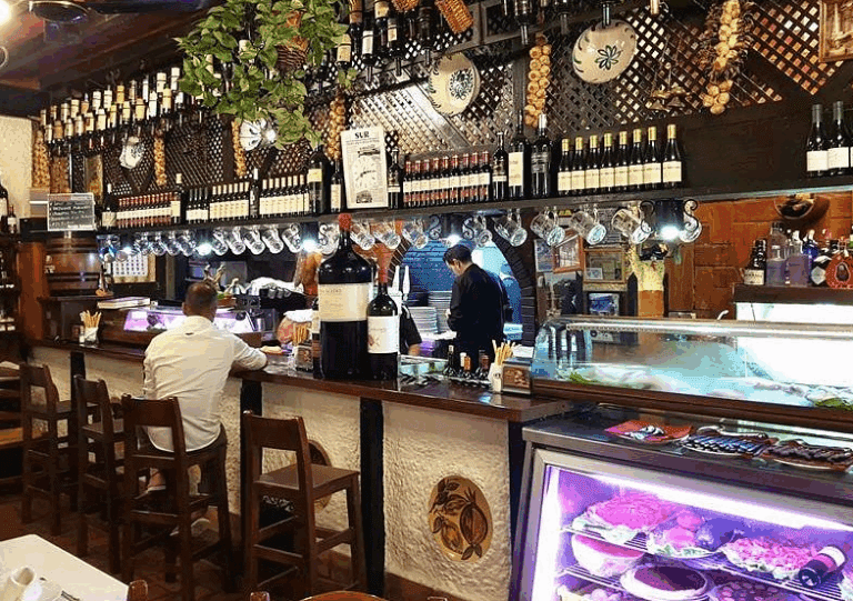 meson-antonio-nomad-malaga