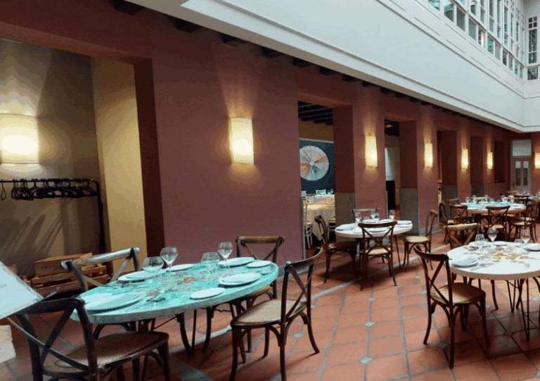 patio-beatas-nomad-malaga