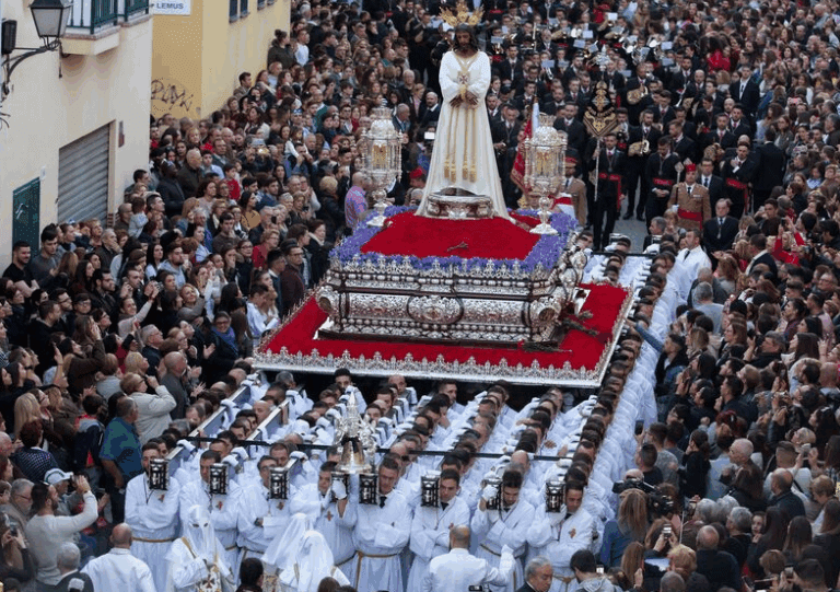 semana-santa-malaga-nomad-malaga